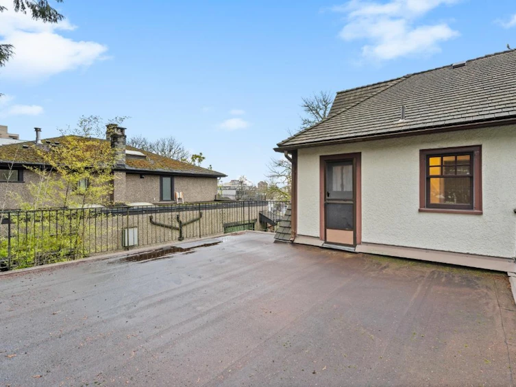 5584 Maple Street, Vancouver, BC, V6M 3T7 - 33
