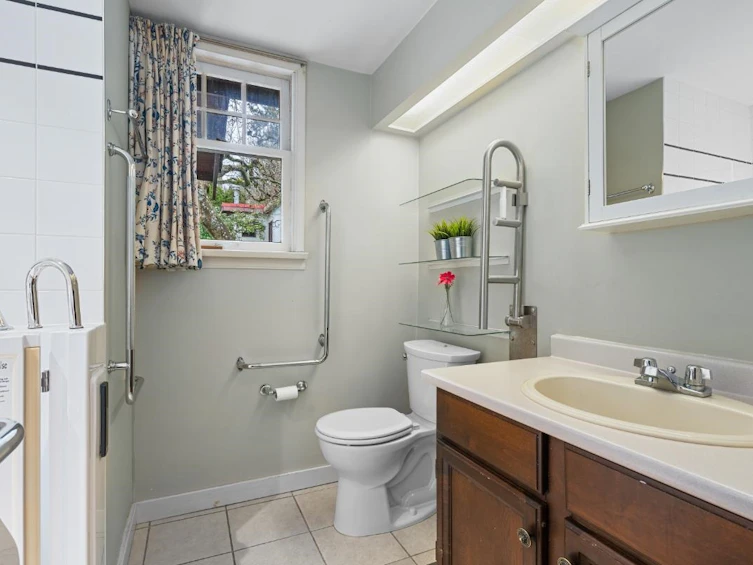 5584 Maple Street, Vancouver, BC, V6M 3T7 - 26