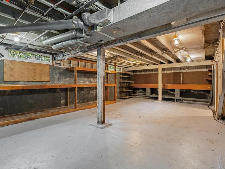 5584 Maple Street, Vancouver, BC, V6M 3T7 - 30