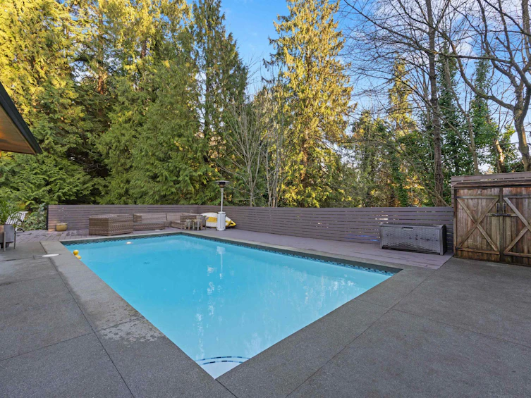 4411 Stone Crescent, West Vancouver, BC, V7W 1B8 - 32