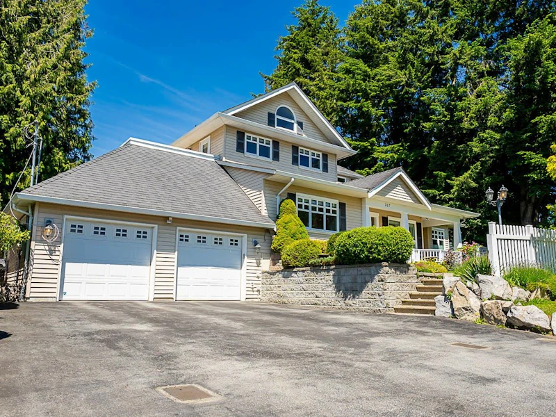 767 Edgar Avenue, Coquitlam BC V3K 2J3