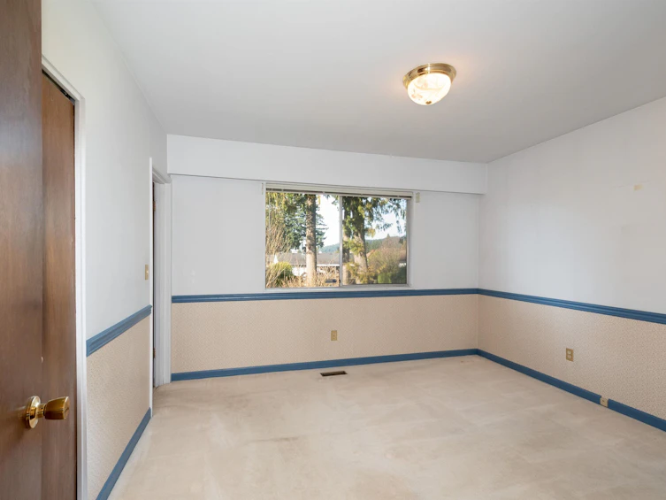 712 Macintosh Street, Coquitlam, BC, V3J 4Y7 - 18