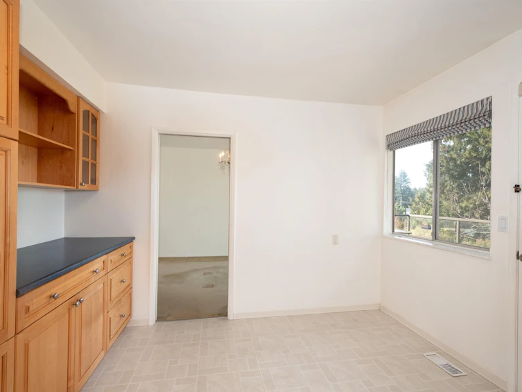 712 Macintosh Street, Coquitlam, BC, V3J 4Y7 - 17
