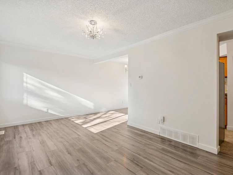 121-3461 E 49th Avenue, Vancouver, BC, V5S 1M3 - 5