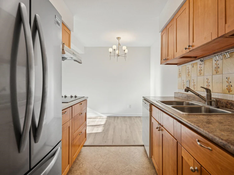 121-3461 E 49th Avenue, Vancouver, BC, V5S 1M3 - 9