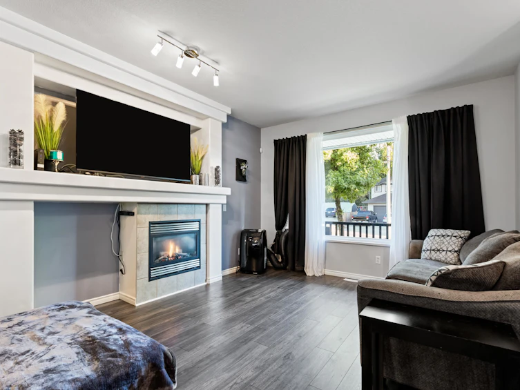 24107 102 Avenue, Maple Ridge, BC, V2W 2A2 - 5