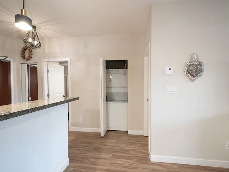 121-100 Capilano Road, Port Moody, BC, V3H 5M9 - 33
