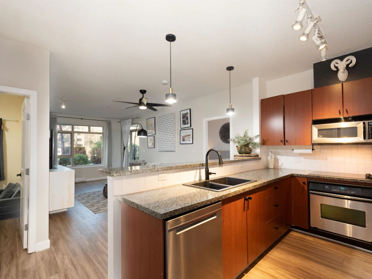 121-100 Capilano Road, Port Moody, BC, V3H 5M9 - 2