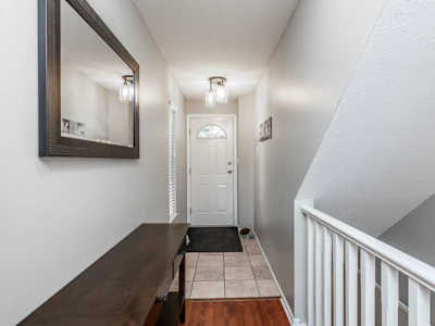 54-8892 208 Street - 3