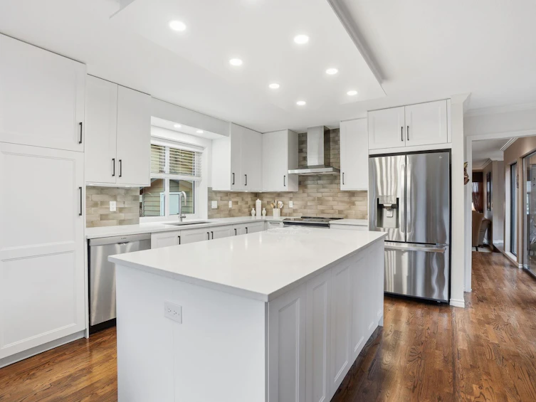 5225 4 Avenue, Delta, BC, V4M 1G8 - 5