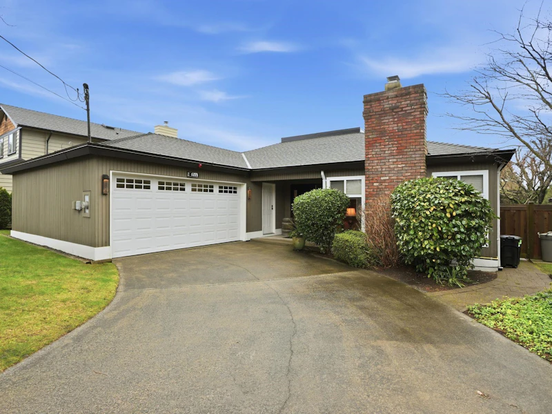 5225 4th Avenue, Delta BC V4M 1G8
