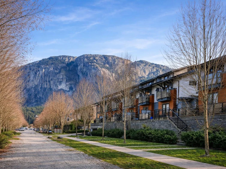 40-1188 Main Street, Squamish, BC, V8B 0Z3 - 2