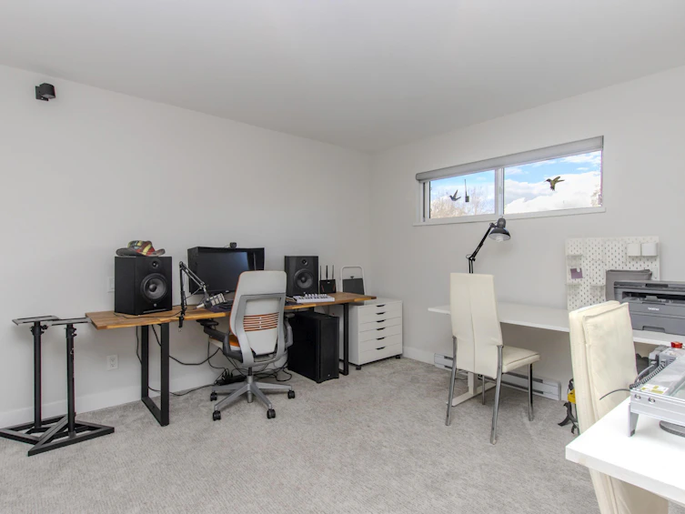 40-1188 Main Street, Squamish, BC, V8B 0Z3 - 27