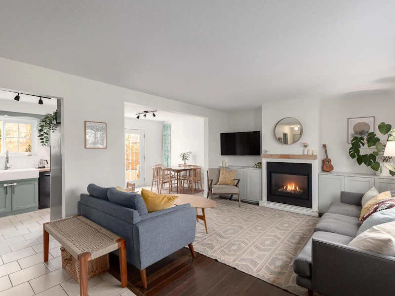 726 Vernon Drive, Vancouver BC V6A 3N9
