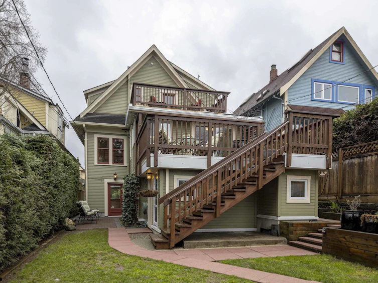 829 E 14th Avenue, Vancouver, BC, V5T 2N5 - 34