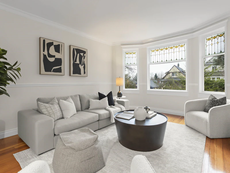 829 E 14th Avenue, Vancouver BC V5T 2N5