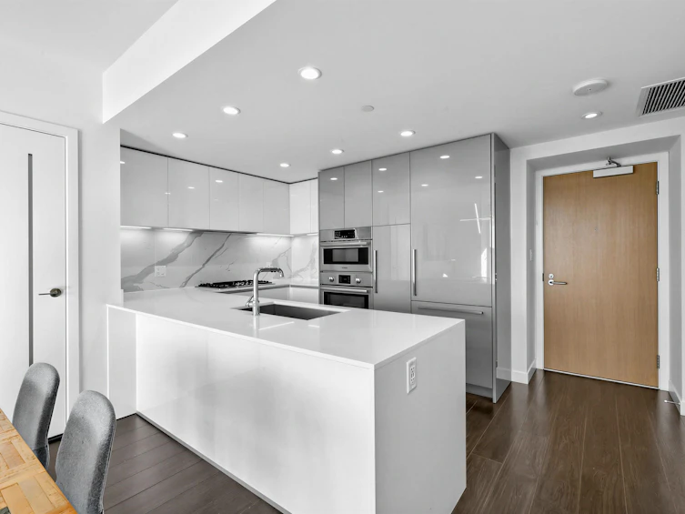 2907-2085 Skyline Court, Burnaby, BC, V5C 0M6 - 9