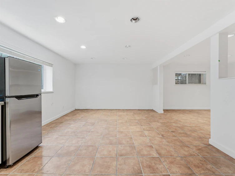 5140 Sperling Avenue, Burnaby, BC, V5E 2T4 - 28