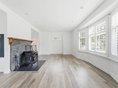 5140 Sperling Avenue - 3