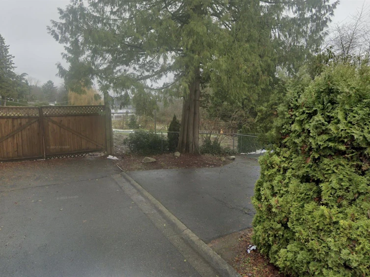 11208 Wallace Drive, Surrey, BC, V3R 5T1 - 3