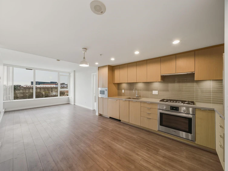 715-8333 Sweet Avenue, Richmond, BC, V6X 0P4 - 4