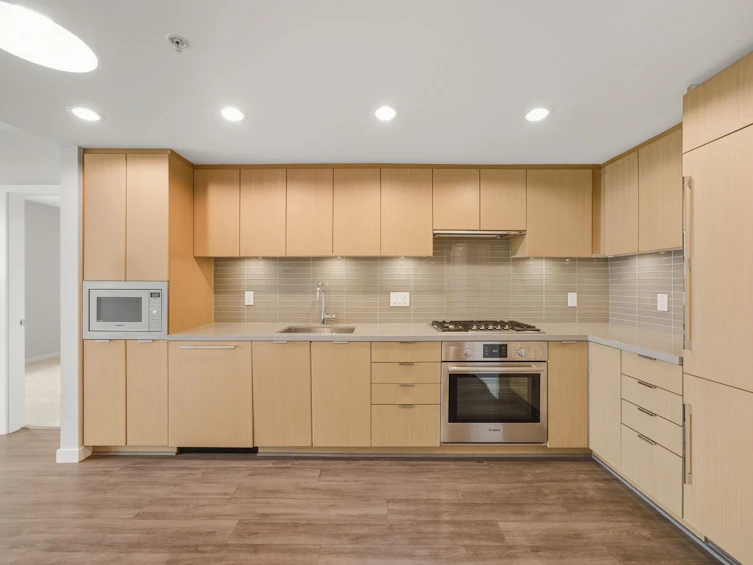 715-8333 Sweet Avenue, Richmond, BC, V6X 0P4 - 3