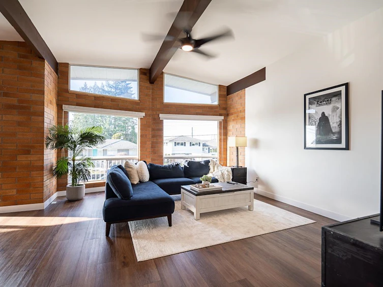 220 N Grosvenor Avenue, Burnaby, BC, V5B 1J4 - 3