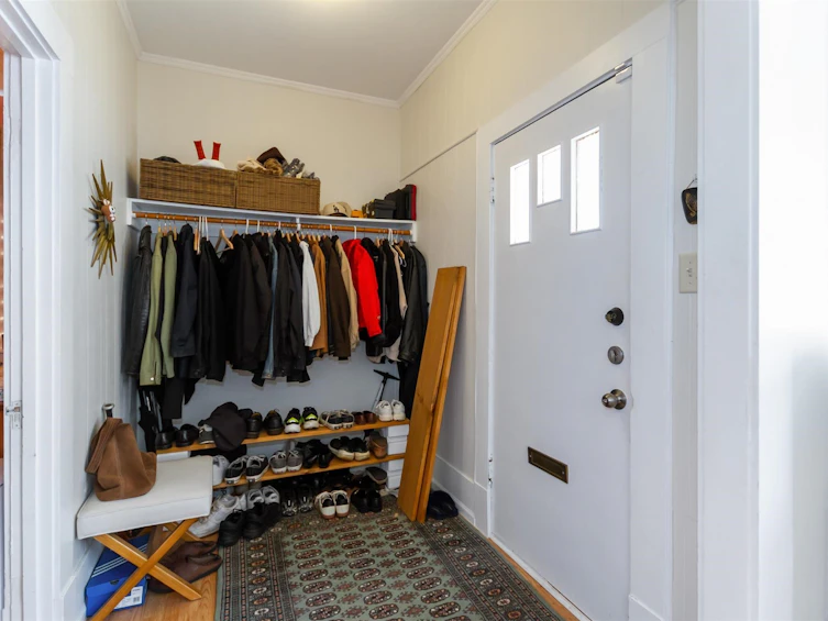 1925 Adanac Street, Vancouver, BC, V5L 2E5 - 14