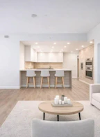 1703 660 Quayside Drive