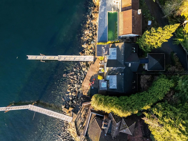 2 Strachan Point Road, West Vancouver, BC, V7W 1C6 - 38
