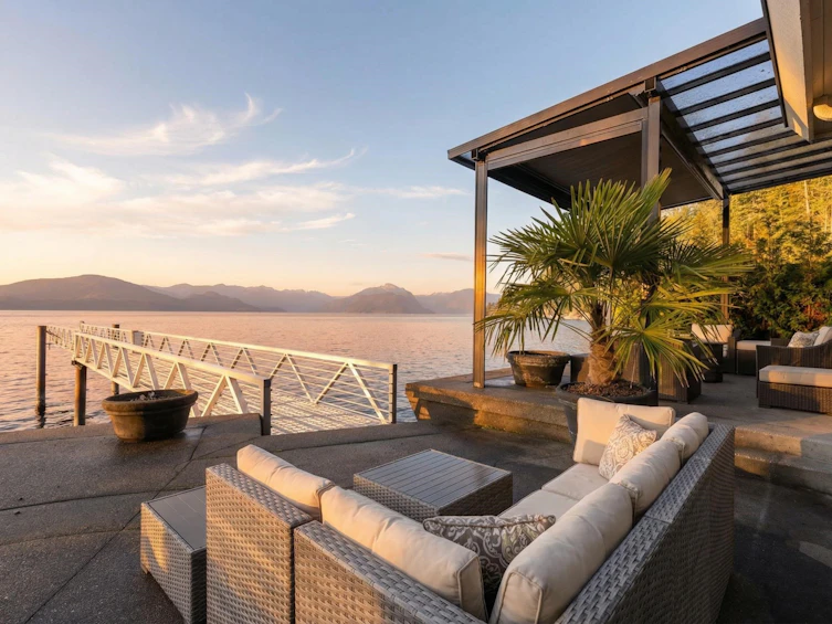 2 Strachan Point Road, West Vancouver, BC, V7W 1C6 - 10
