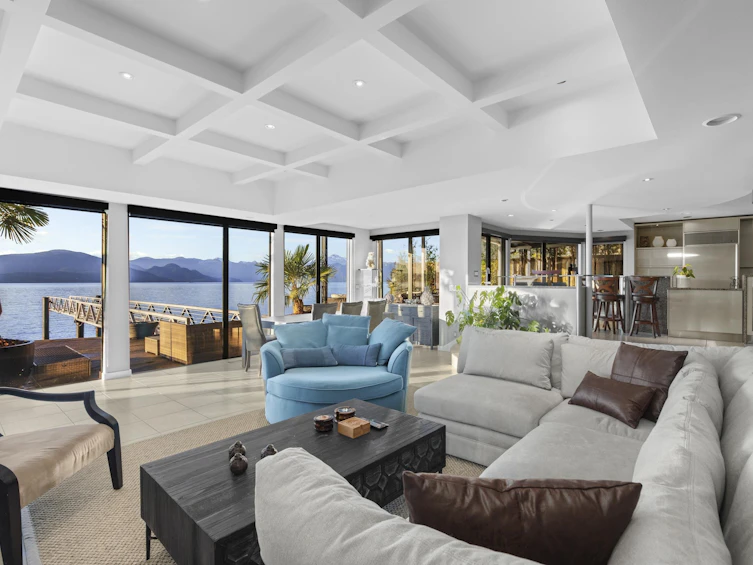 2 Strachan Point Road, West Vancouver, BC, V7W 1C6 - 21