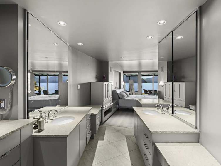 2 Strachan Point Road, West Vancouver, BC, V7W 1C6 - 32