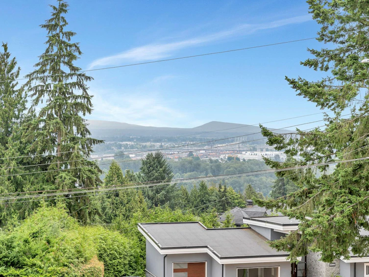 3088 Lazy A Street, Coquitlam, BC, V3C 3N9 - 9