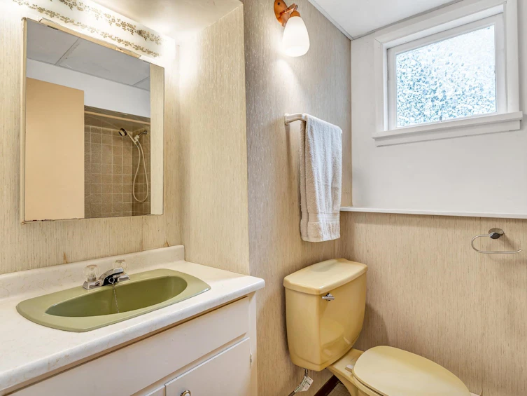 3088 Lazy A Street, Coquitlam, BC, V3C 3N9 - 31