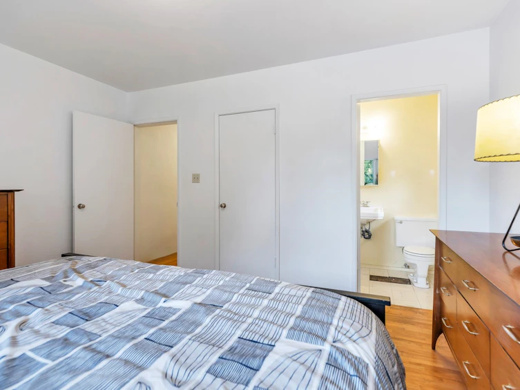 3088 Lazy A Street, Coquitlam, BC, V3C 3N9 - 21