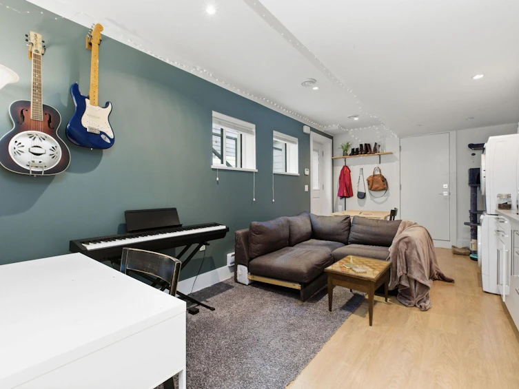 255 E 6th Street, North Vancouver, BC, V7L 1P4 - 27