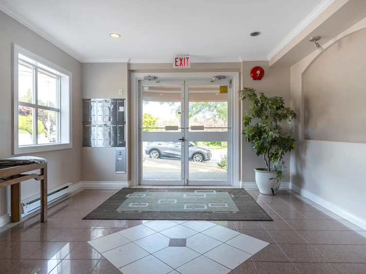 202-15284 Buena Vista Avenue, Surrey, BC, V4B 5K5 - 30