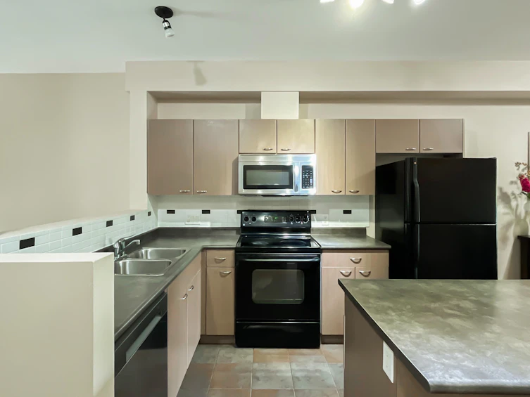 191-18701 66 Avenue, Surrey, BC, V3S 4P3 - 5