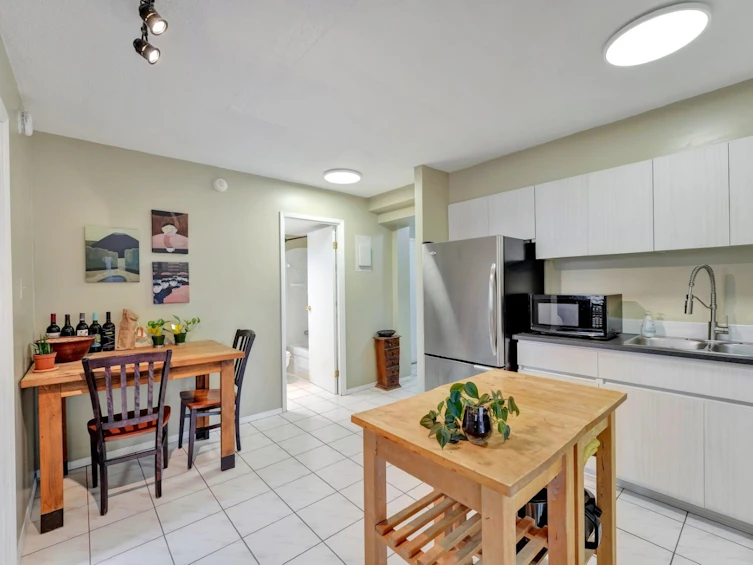 2206-3755 Bartlett Court, Burnaby, BC, V3J 7G7 - 13