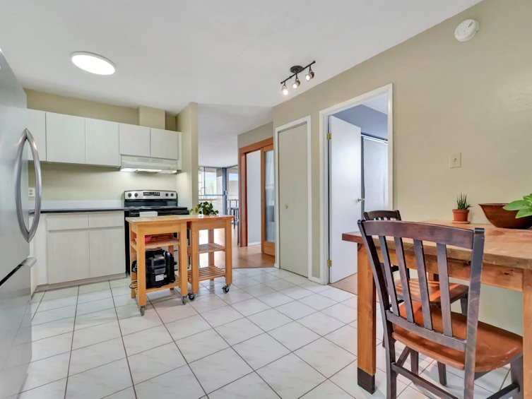 2206-3755 Bartlett Court, Burnaby, BC, V3J 7G7 - 18