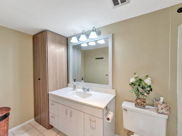 2206-3755 Bartlett Court, Burnaby, BC, V3J 7G7 - 22