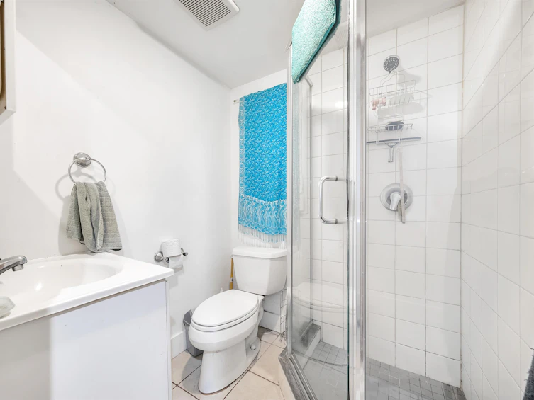 1847 Kitchener Street, Vancouver, BC, V5L 2W5 - 29