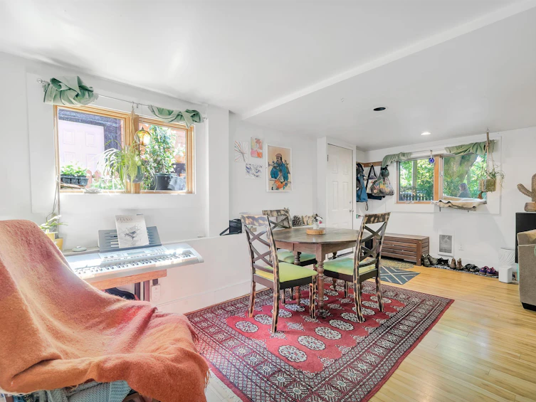 1847 Kitchener Street, Vancouver, BC, V5L 2W5 - 24
