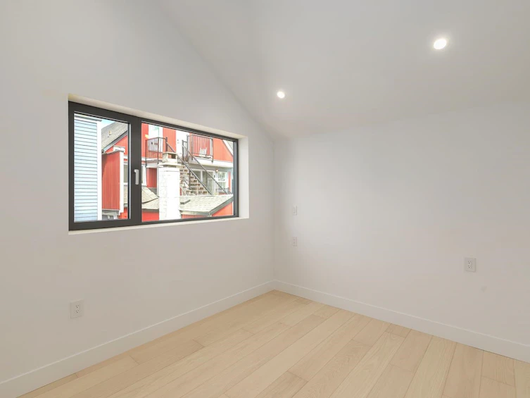 22 W 14th Avenue, Vancouver, BC - 11