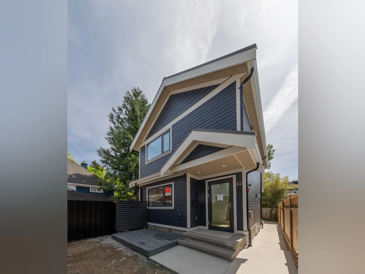 22 W 14th Avenue, Vancouver, BC - 14