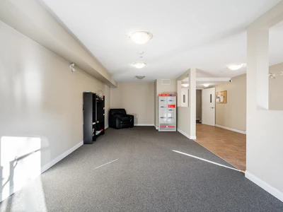 219-5516 198 Street - 5