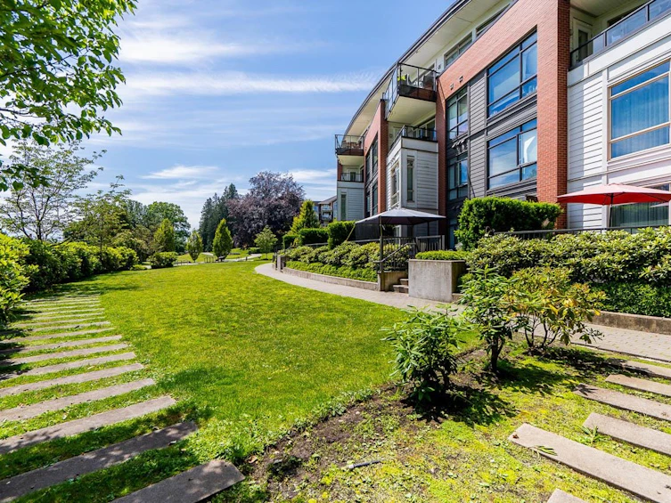 319-22 E Royal Avenue, New Westminster, BC, V3L 0H1 - 35