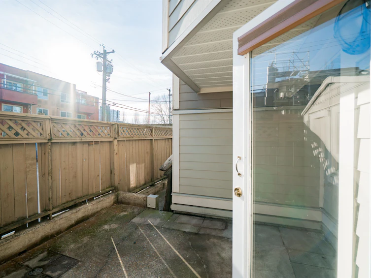 102-1516 E 1st Avenue, Vancouver, BC, V5N 1A5 - 23