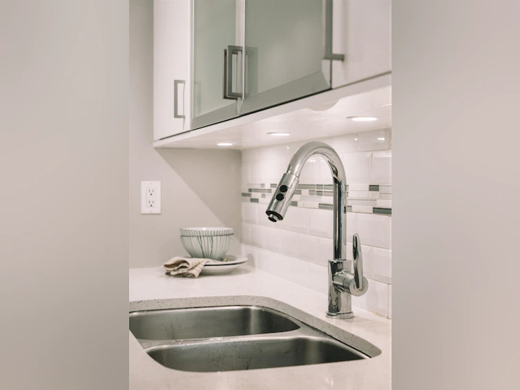 102-1516 E 1st Avenue, Vancouver, BC, V5N 1A5 - 5